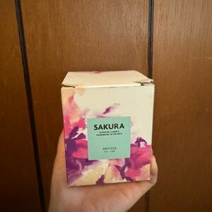 Aritzia - Sakura scented candle